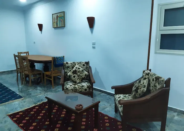 German Dolphin Apartment *