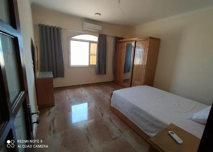 German Dolphin Apartment El Qoseir